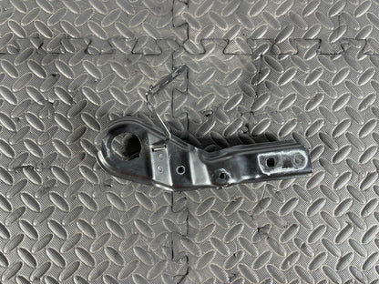 16-22 BMW X1 F48 GENUINE FRONT RIGHT DRIVER SIDE BONNET STRUT BRACKET 7355992