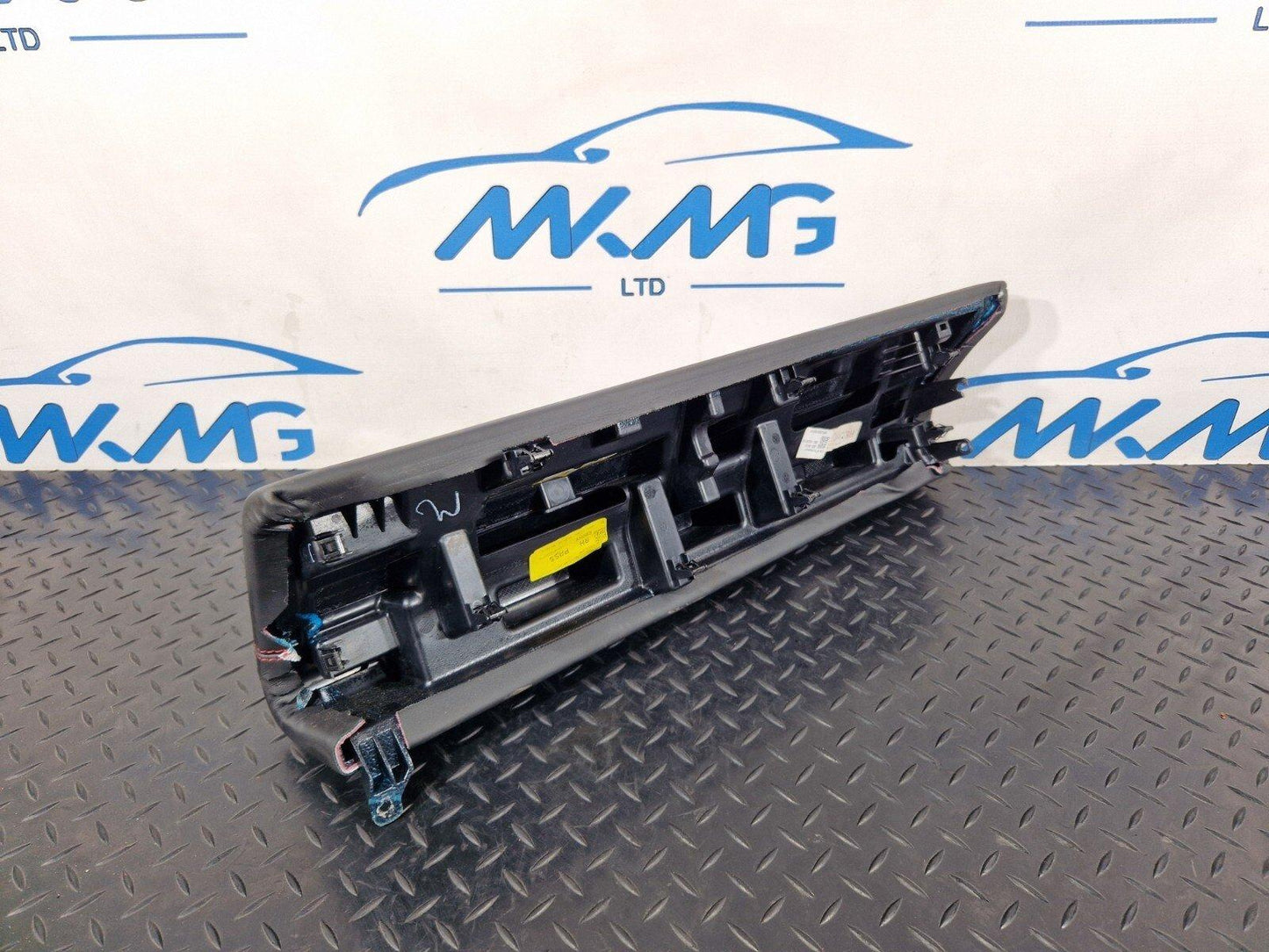 2019-ON LAND ROVER DISCOVERY L550 DASHBOARD TRIM  LK7204268B