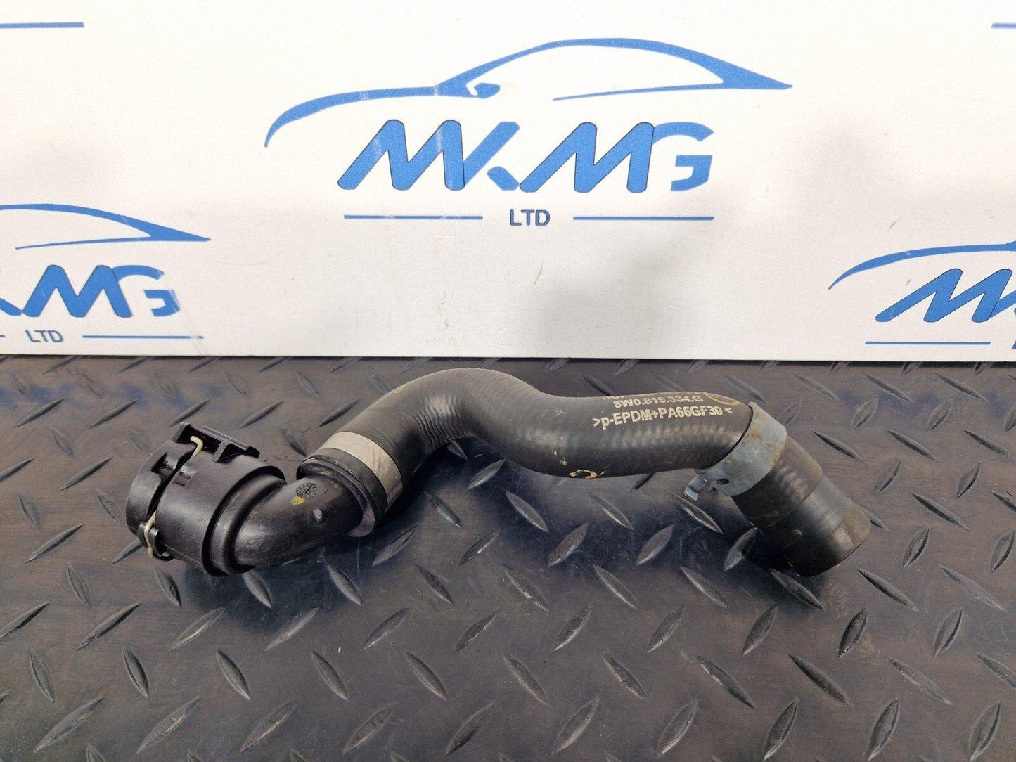 16-19 AUDI A4 B9 SALOON GENUINE HEATER COOLANT PIPE HOSE 8W0819334G