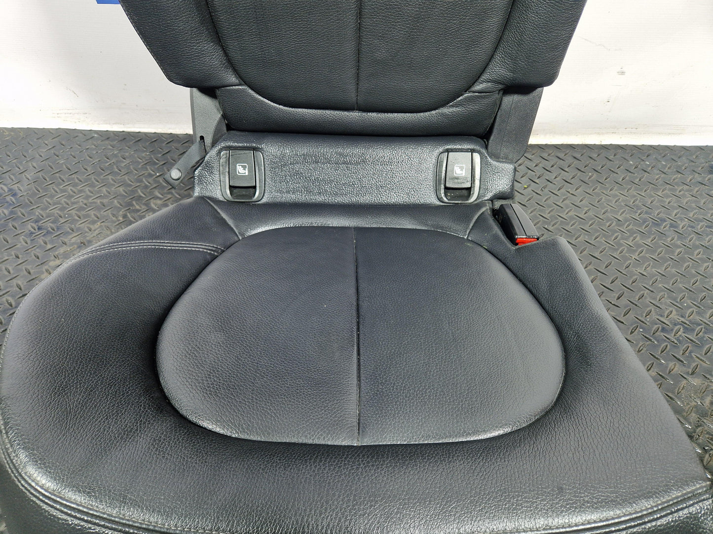 BMW F45 X1 F48 Rear Right Seat O/S Backrest Seating Black Leather Dakota