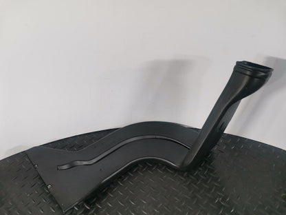 12-18 MERCEDES A-CLASS W176 GENUINE FRONT LEFT N/S AIR VENT PIPE A2468310146