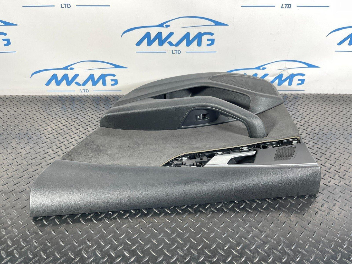 16-23 AUDI A5 F5 SPORTBACK S-LINE DRIVER SIDE REAR DOOR CARD 8W8867488