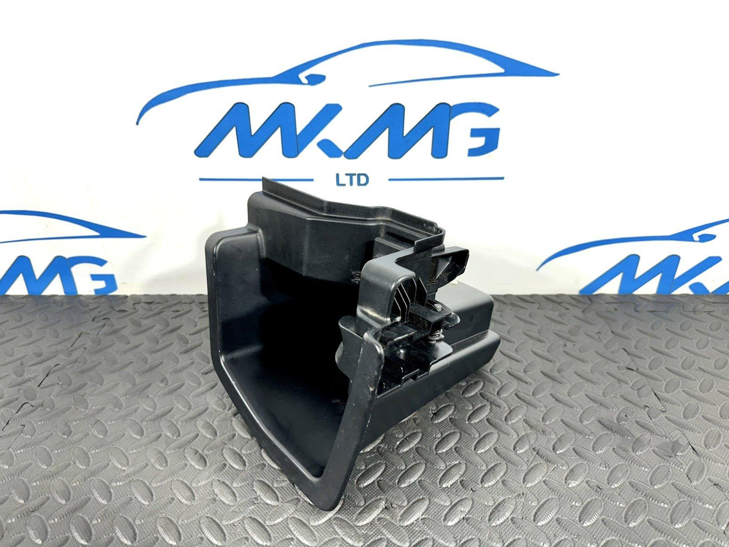 14-21 BMW 2 SERIES GRAN TOURER GENUINE F46 REAR RIGHT BOOT STORAGE BOX 7327034