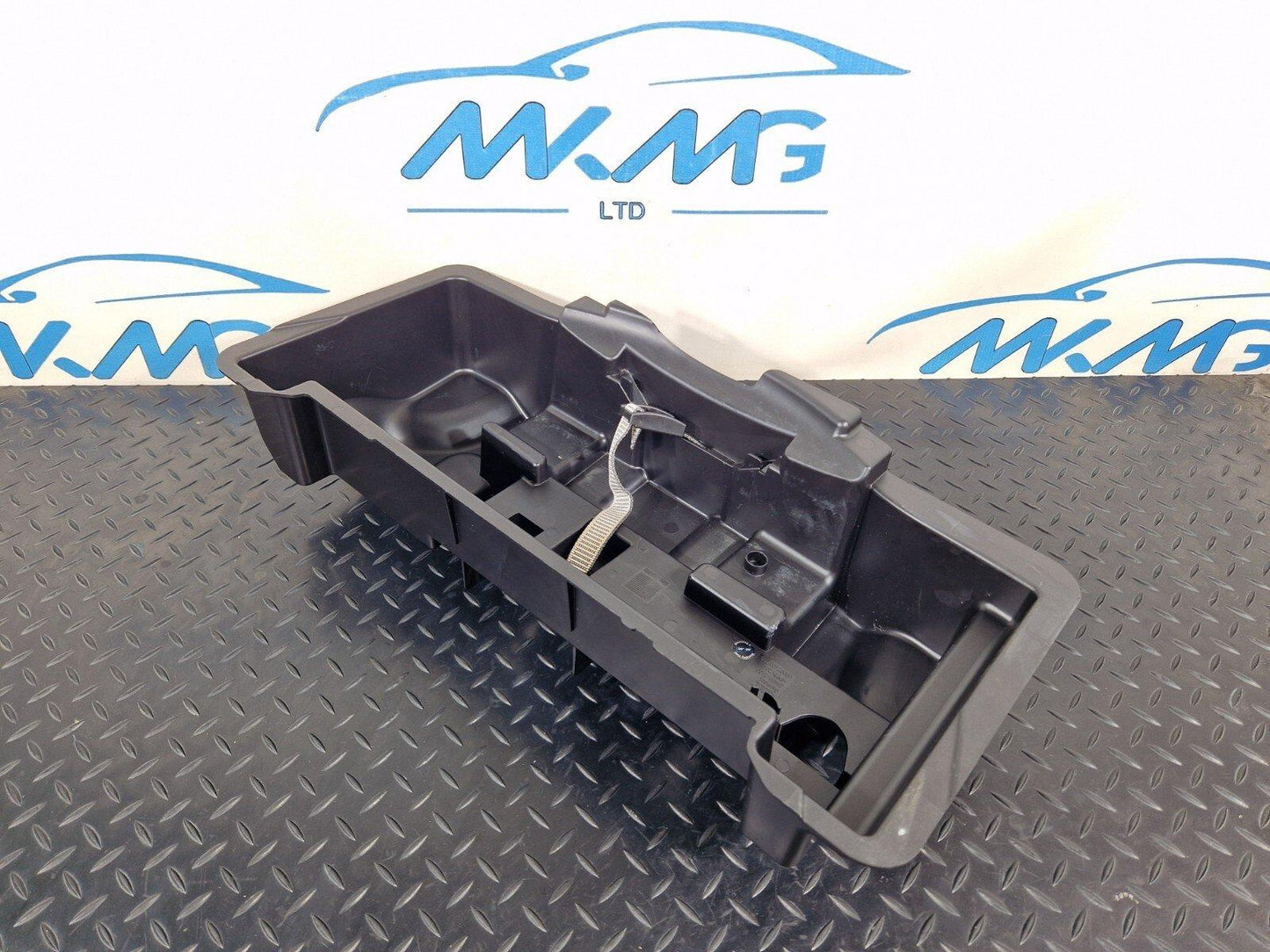 16-19 AUDI A4 B9 S-LINE GENUINE TRUNK STORAGE COMPARTMENT BOX 8W0012169