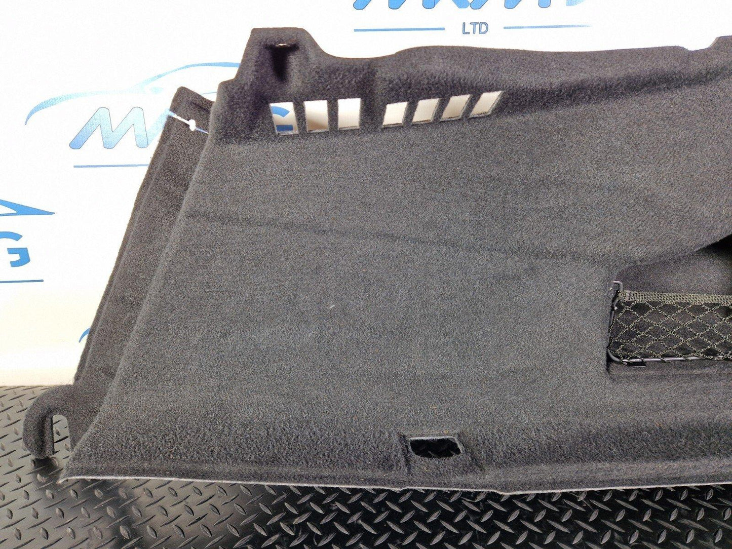 12-18 AUDI A6 C7 REAR RIGHT SIDE BOOT PANEL COVER 4G5863888D 4G5863992D