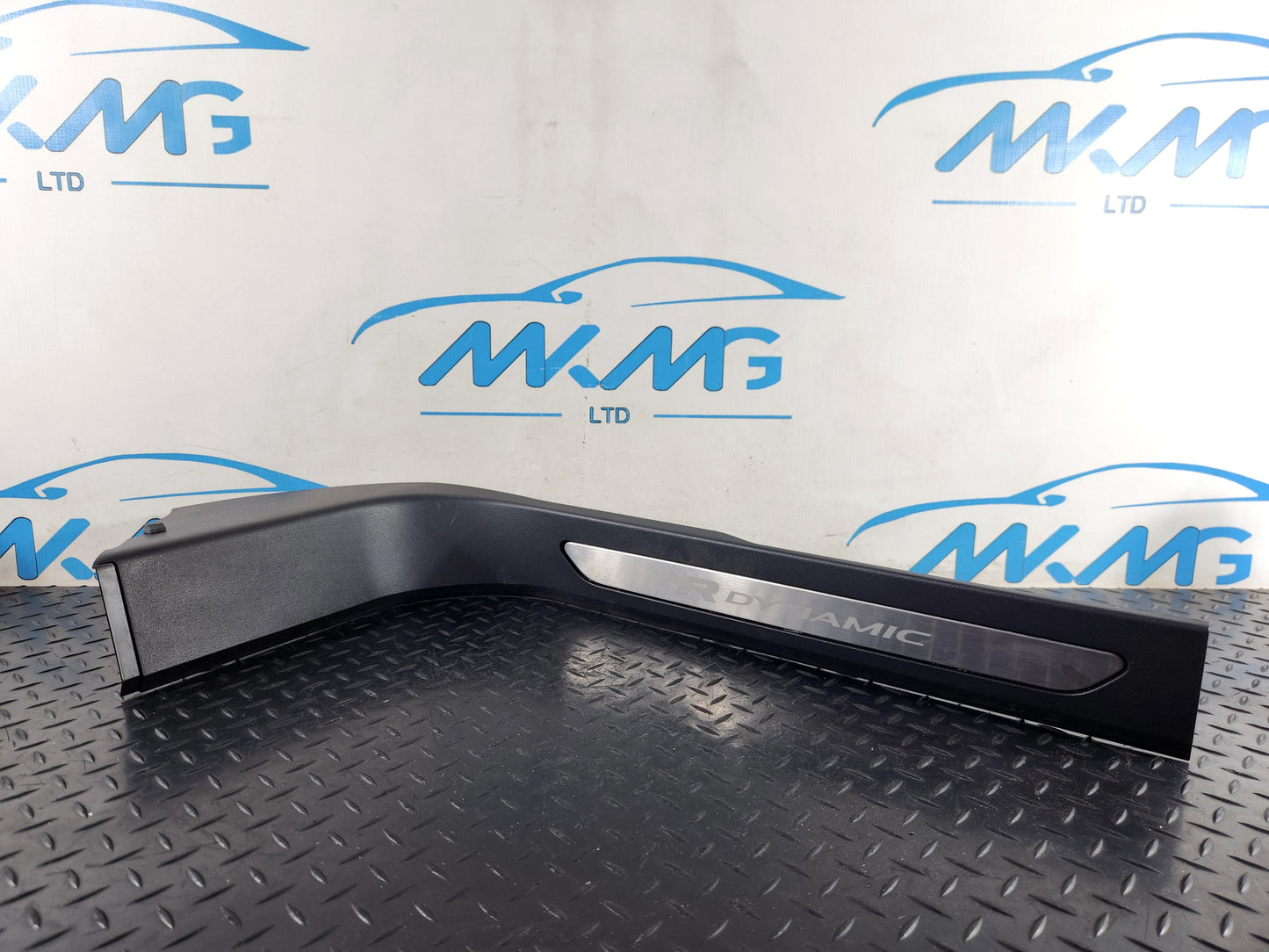 Range Rover Evoque L551 R-Dynamic Kick Plate Tread Trim K8D202349LB