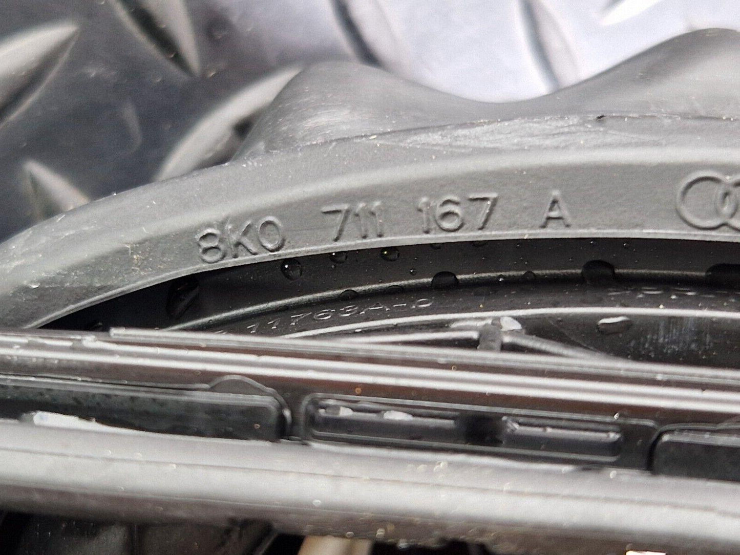 16-19 AUDI A4 B9 S-LINE OEM GENUINE GEARSTICK RUBBER SEAL TRIM 8W0711406