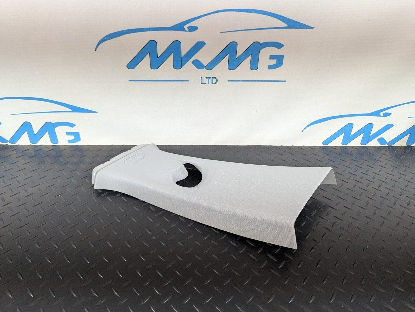 16-22 BMW X1 F48 GENUINE OEM LEFT PASSENGER SIDE B-PILLAR TRIM 7332815
