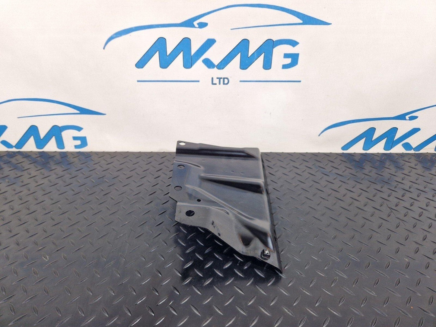16-24 AUDI A5 F5 CONVERTIBLE GENUINE REAR SEAT BELT COVER 8W7857566