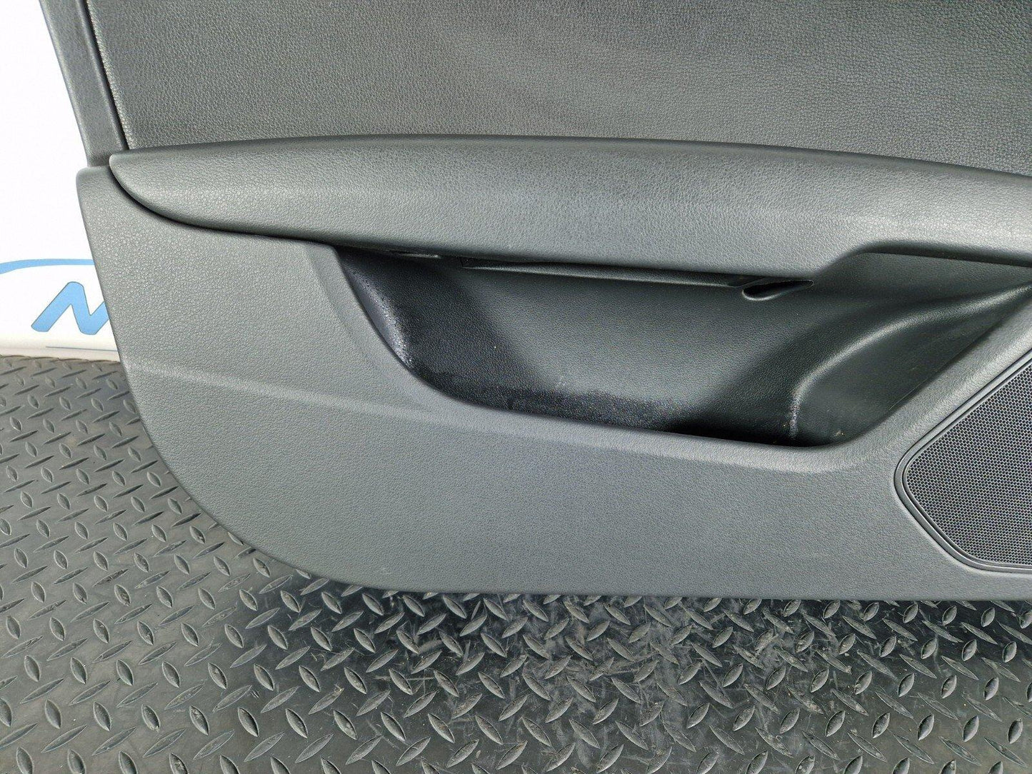 15-18 AUDI A7 4G GENUINE PASSENGER SIDE FRONT DOOR CARD 4G8837019A