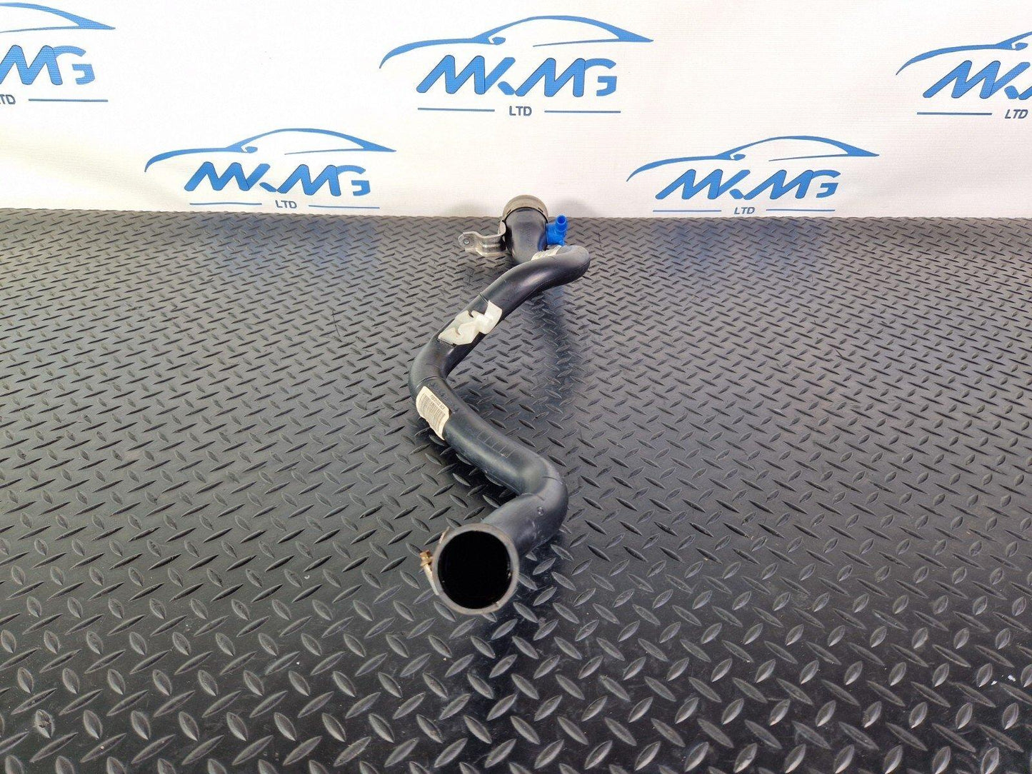 14-16 BMW 2 SERIES F22 GENUINE FUEL TANK FILLER NECK PIPE 7244022