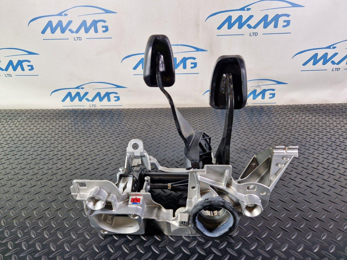 16-24 AUDI A5 F5 COUPE OEM BRAKE AND CLUTCH PEDAL BOX ASSEMBLY 8W2721140