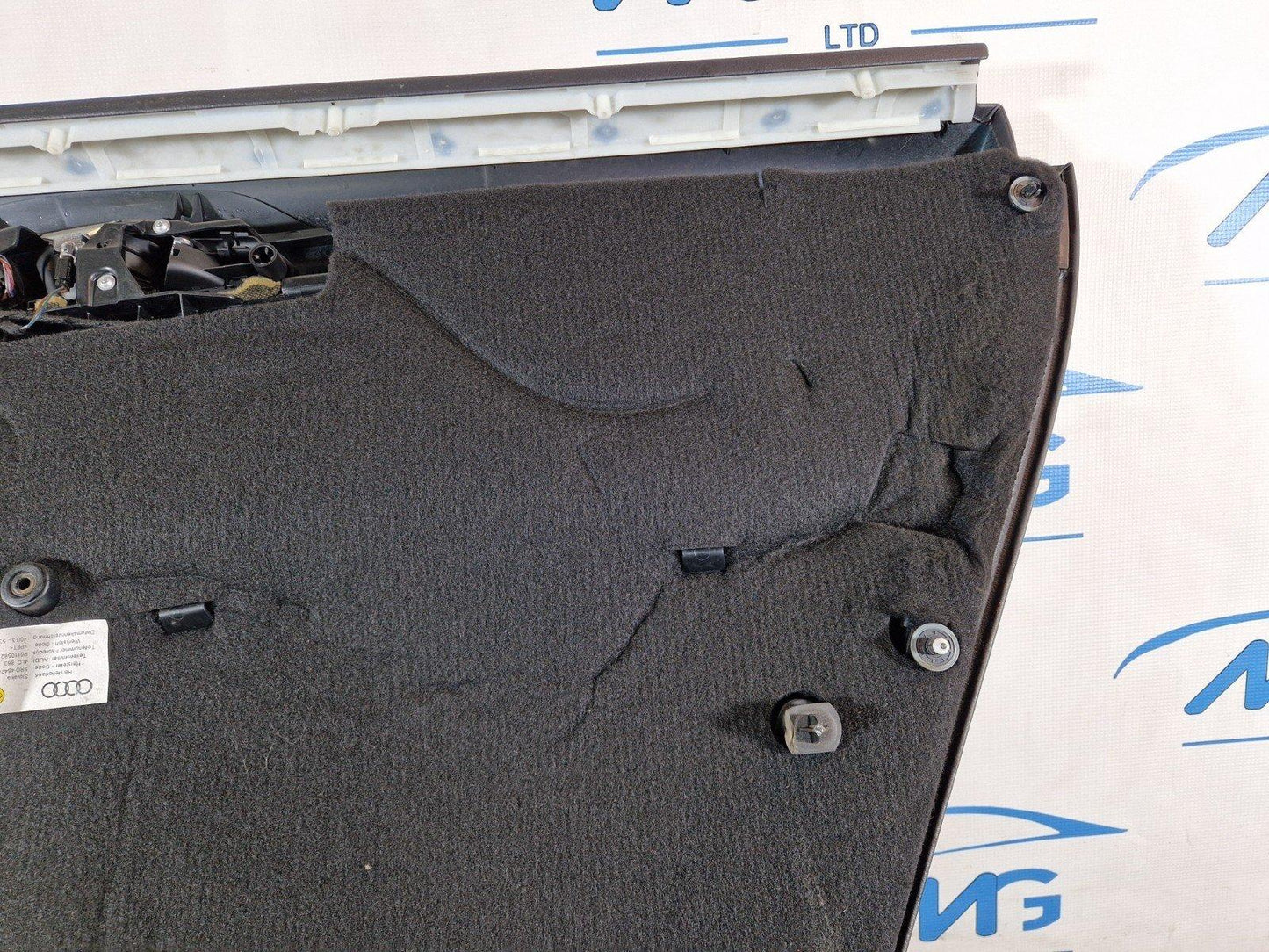 10-15 AUDI Q7 4L GENUINE OEM REAR LEFT SIDE DOOR CARD PANEL TRIM 4L0867305