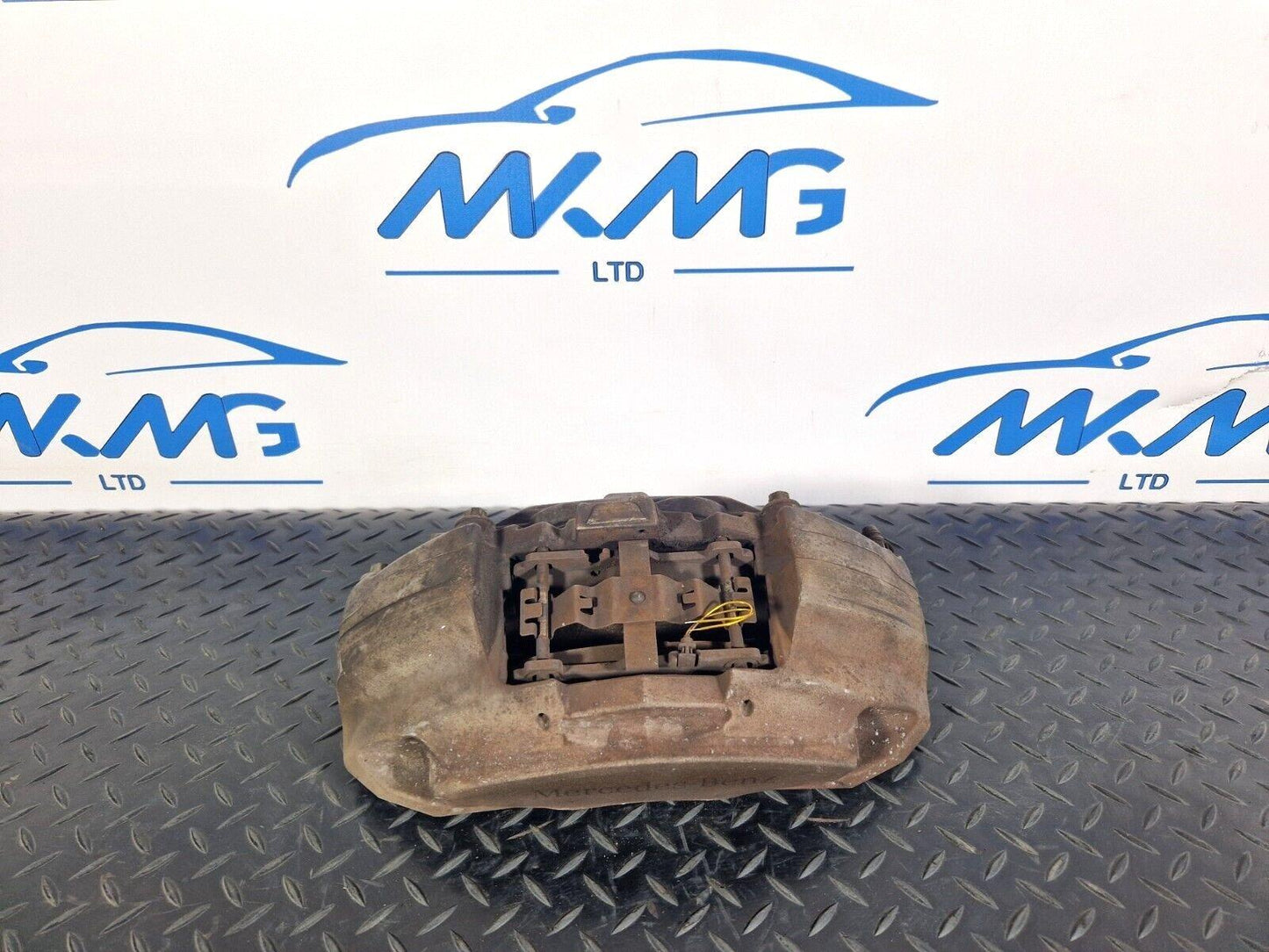 14-21 MERCEDES C CLASS W205 GENUINE BRAKE CALIPER FRONT DRIVER RIGHT A0114219898