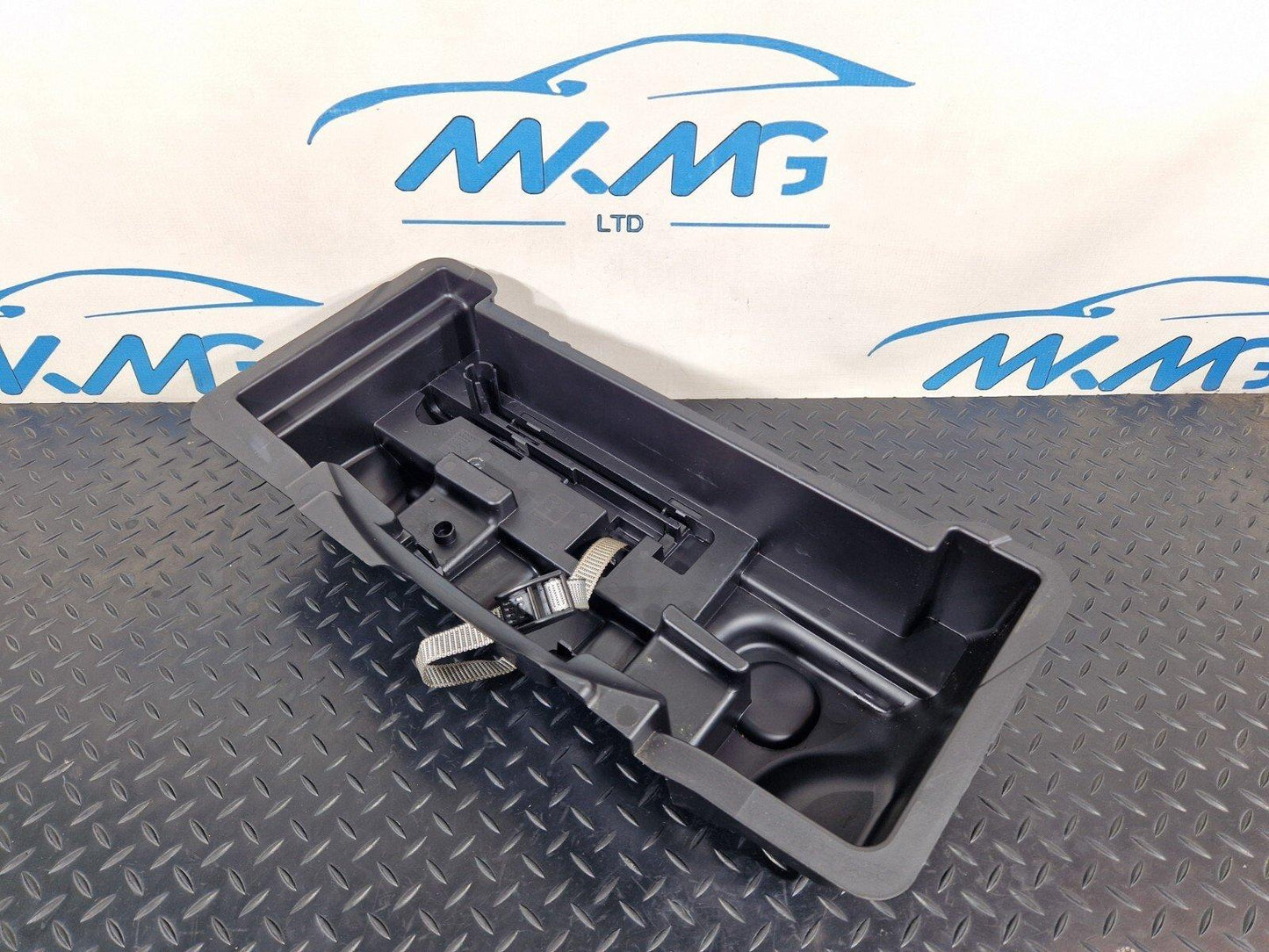 16-19 AUDI A4 B9 S-LINE GENUINE TRUNK STORAGE COMPARTMENT BOX 8W0012169