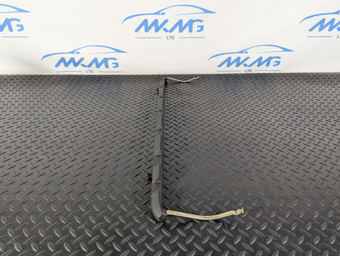 14-16 BMW 2 SERIES F22 SUNROOF SLIPSTREAM DEFLECTOR 7276419
