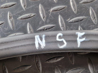 14-19 LAND ROVER L550 DISCOVERY OEM N/S/F FRONT LEFT DOOR SEAL RUBBER FK7220708A
