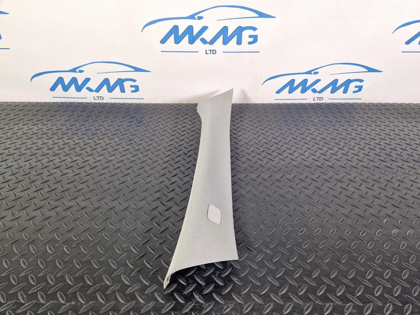 14-20 MERCEDES BENZ GLA 200 X156 OEM FRONT DRIVER SIDE A-PILLAR TRIM A1766901800