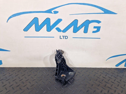 14-21 MERCEDES BENZ C220 W205 FRONT LEFT SLAM PANEL BRACKET A2055014320