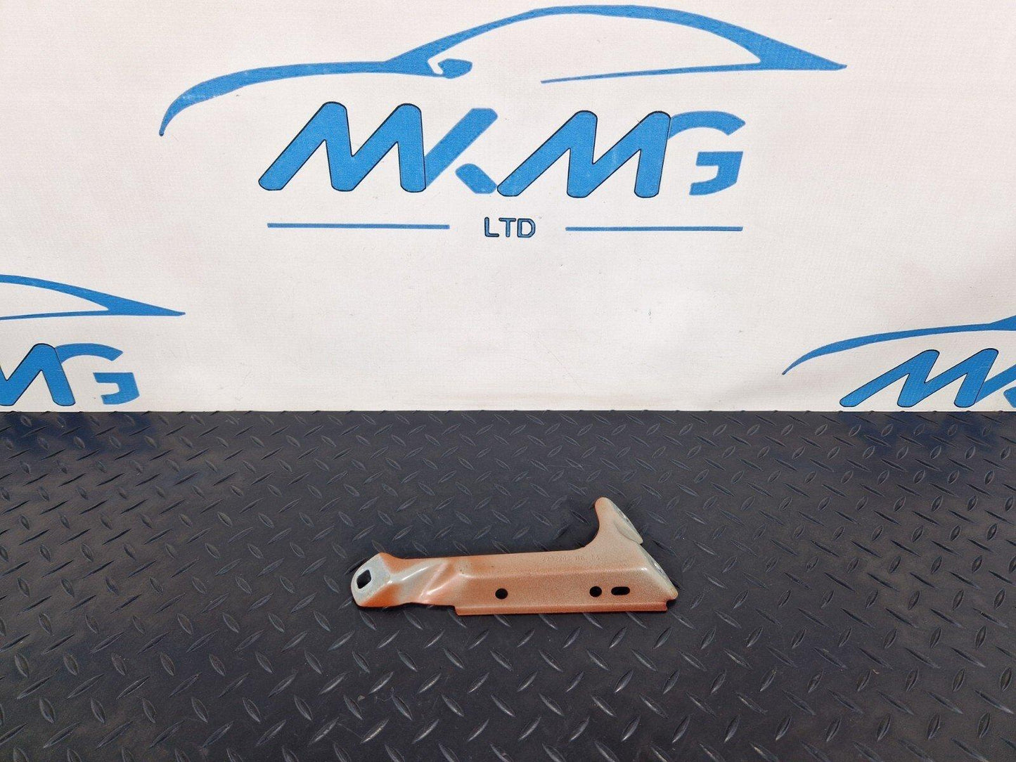 BMW 2 SERIES GRAN TOURER F45 F46 FRONT RIGHT FENDER SUPPORT BRACKET 7297202