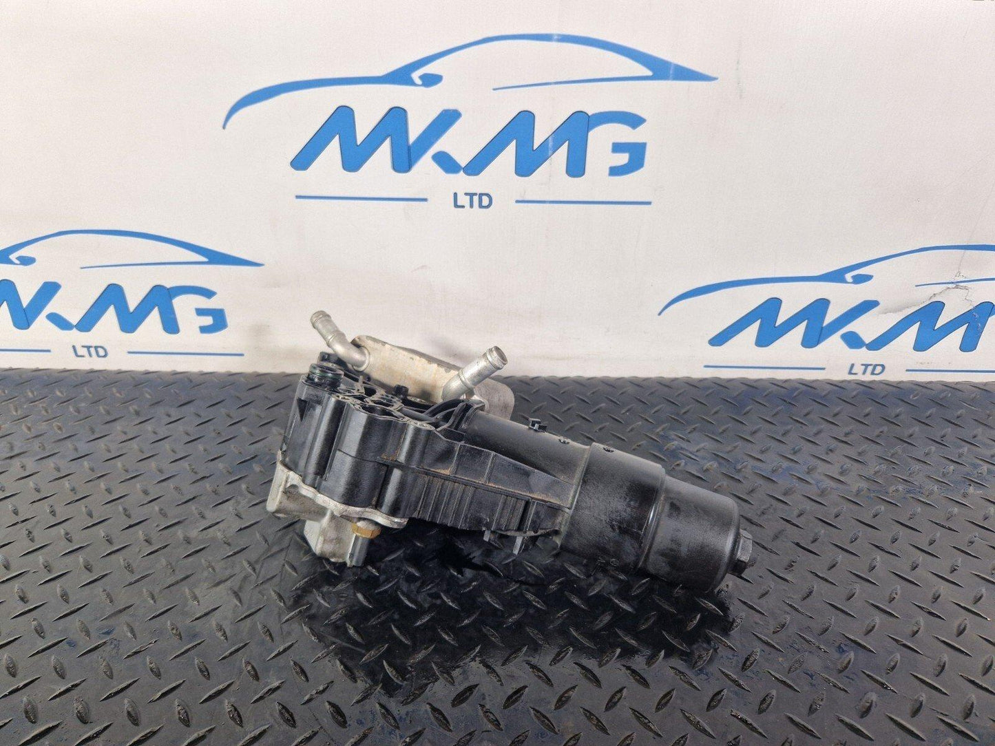 19-ON MERCEDES BENZ B CLASS W247 OIL FILTER HOUSING A6541800165 A6541806100