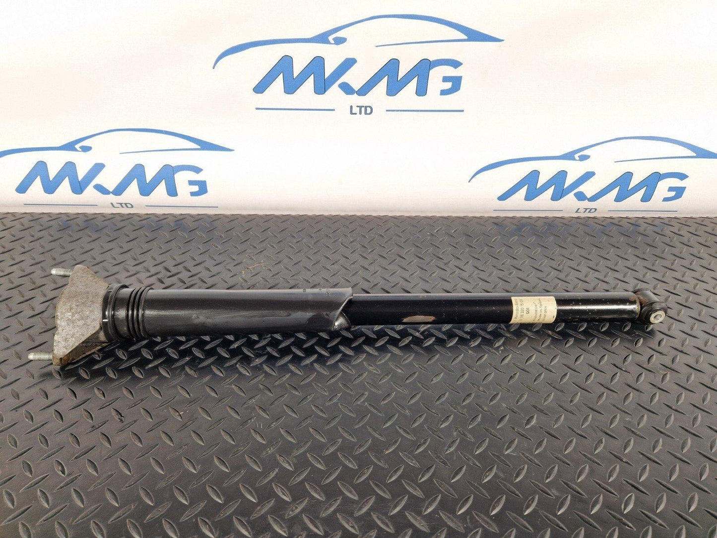 19-ON MERCEDES BENZ CLA C118 GENUINE REAR LEFT SHOCK ABSORBER A1183201501