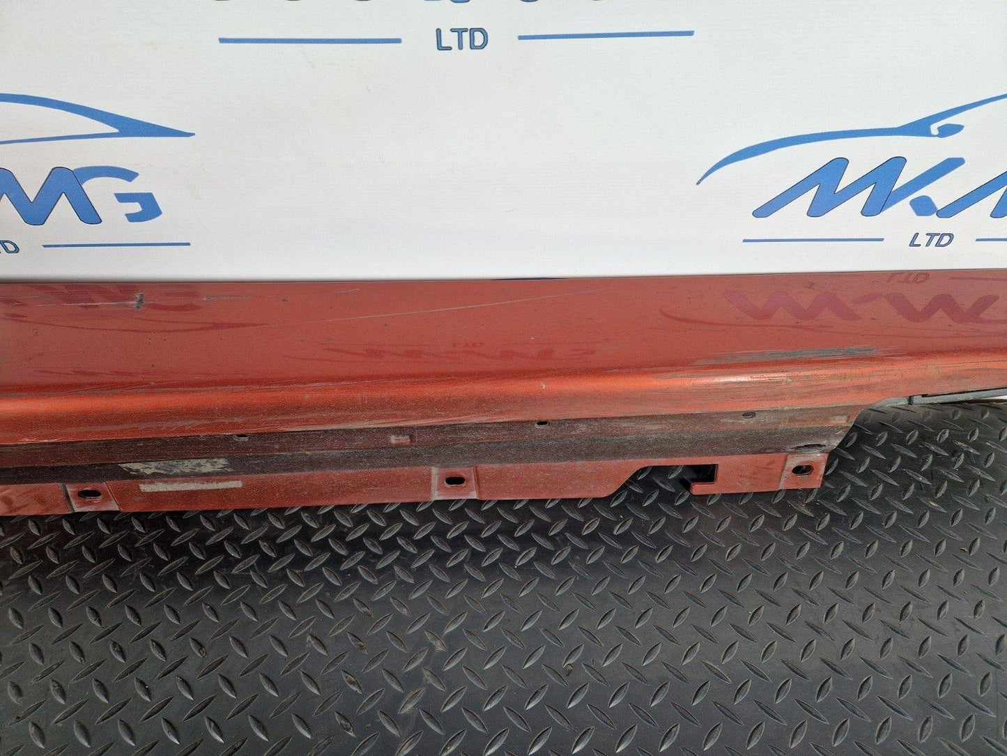 14-21 BMW 2 SERIES GRAN TOURER F45 F46 RIGHT SIDE SKIRT IN ORANGE C1X 7318852