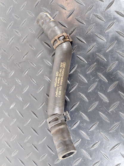 16-19 AUDI A4 AVANT B9 S-LINE OEM ENGINE COOLANT HOSE 8W2121052