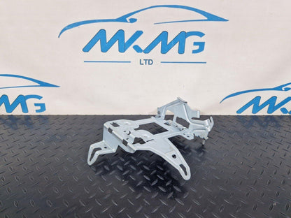 14-21 MERCEDES BENZ C200 W205 FUSE BOX RELAY HOLDER BRACKET A2055451740
