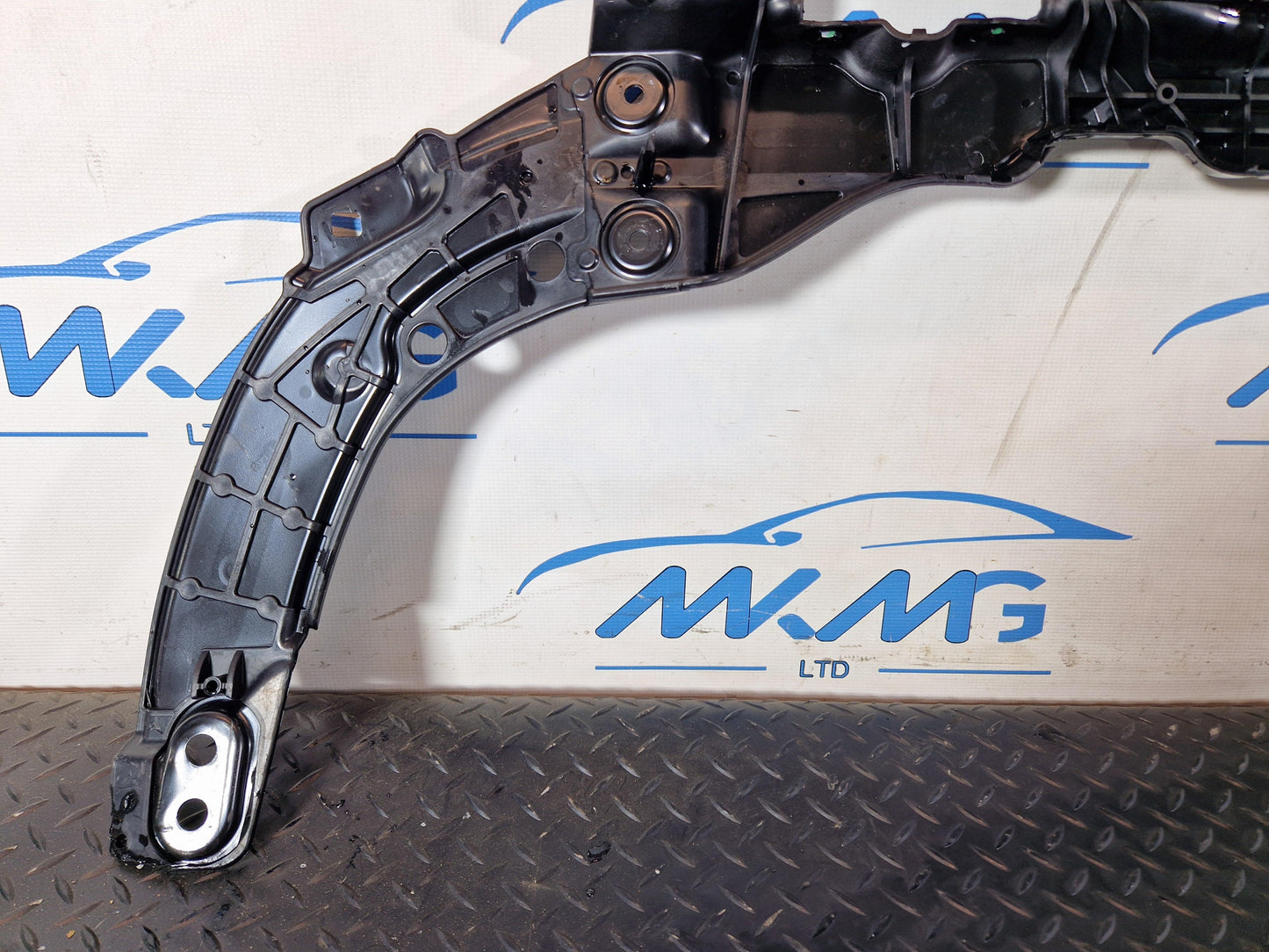 19-ON LAND ROVER EVOQUE L551 GENUINE SLAM PANEL UPPER SECTION K8D216E165AA
