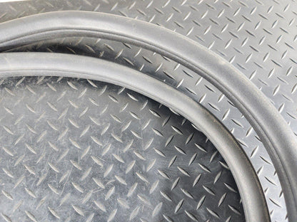 11-19 Mercedes ML W166 Front Left Or Right Side Door Rubber Seal A1666970051