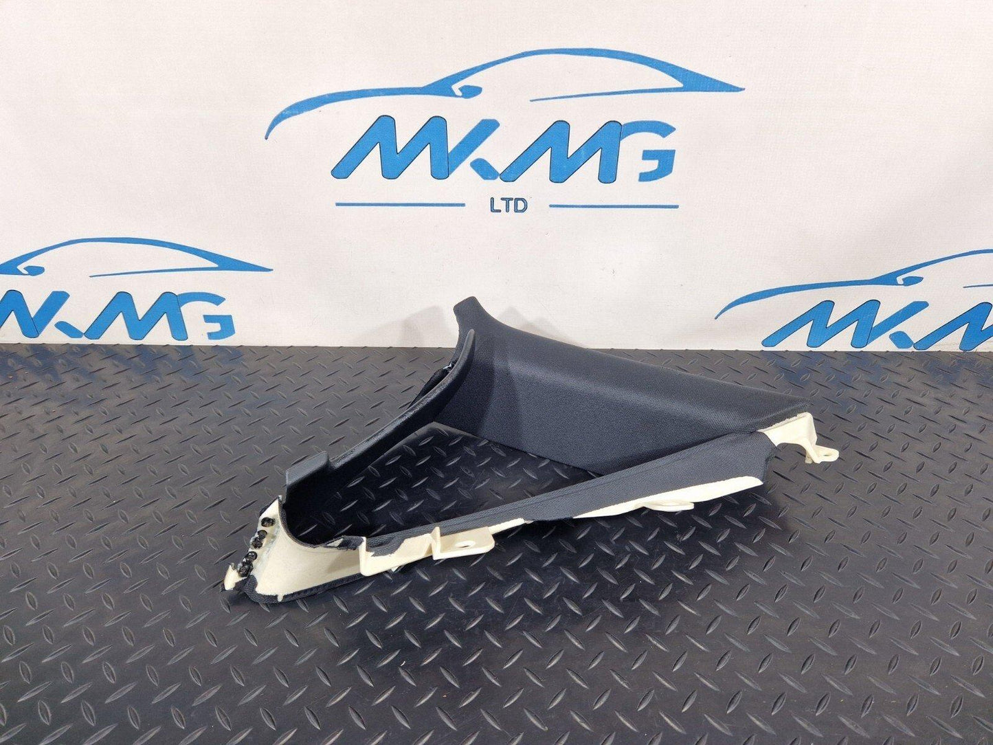 10-18 AUDI A7 4G S-LINE GENUINE RIGHT SIDE C PILLAR BLACK TRIM COVER 4G8867288