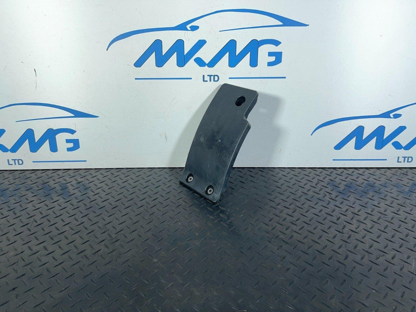 12-18 BMW 3 SERIES F30 F31 F39 F40 F48 REAR DIFFERENTIAL UNDERBODY COVER 6867193