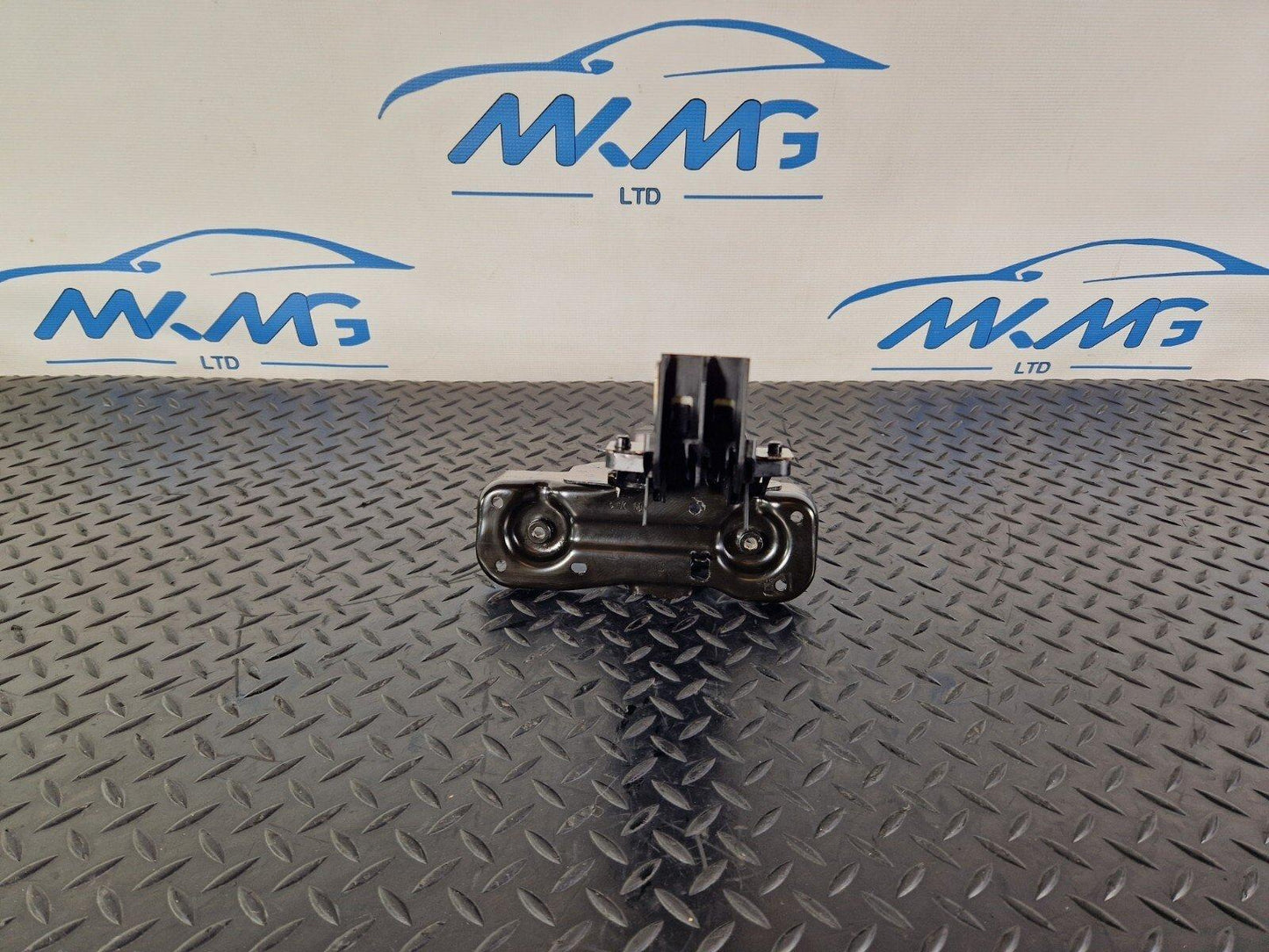 18-ON MERCEDES BENZ A CLASS W177 OEM BATTERY MOUNT HOLDER BRACKET A1776203400