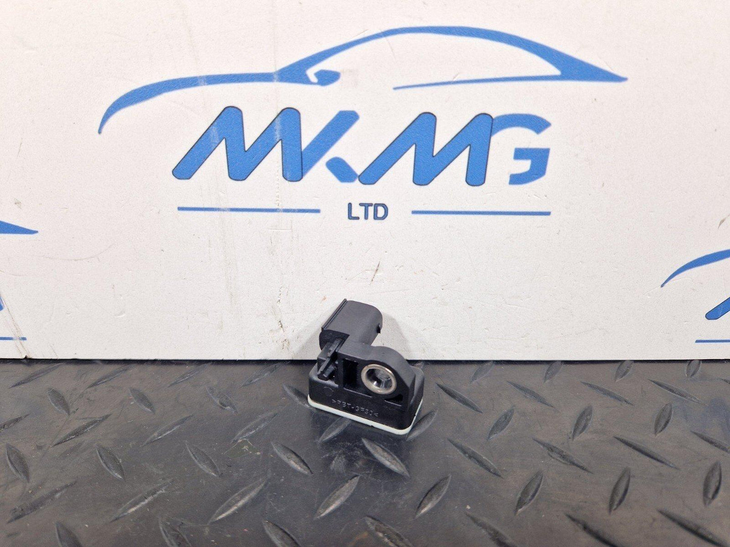14-21 MERCEDES-BENZ C-CLASS C250D W205 GENUINE CRASH IMPACT SENSOR A0009057600