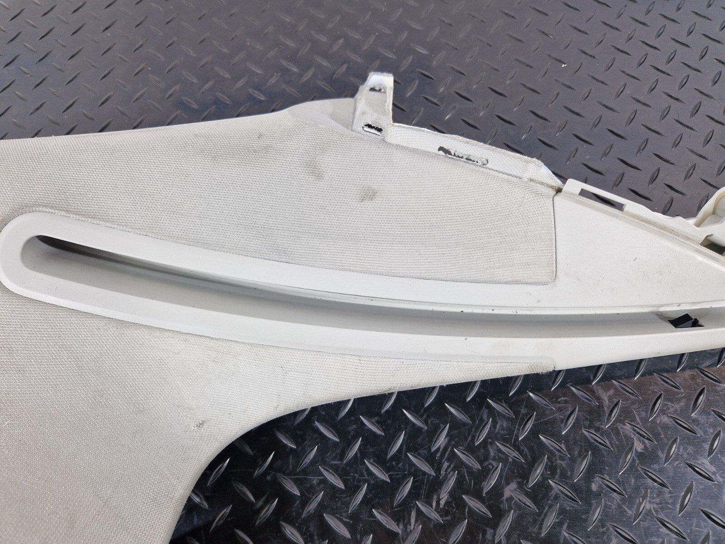 16-19 AUDI A4 B9 AVANT GENUINE REAR LEFT SIDE D-PILLAR TRIM COVER 8W9867245