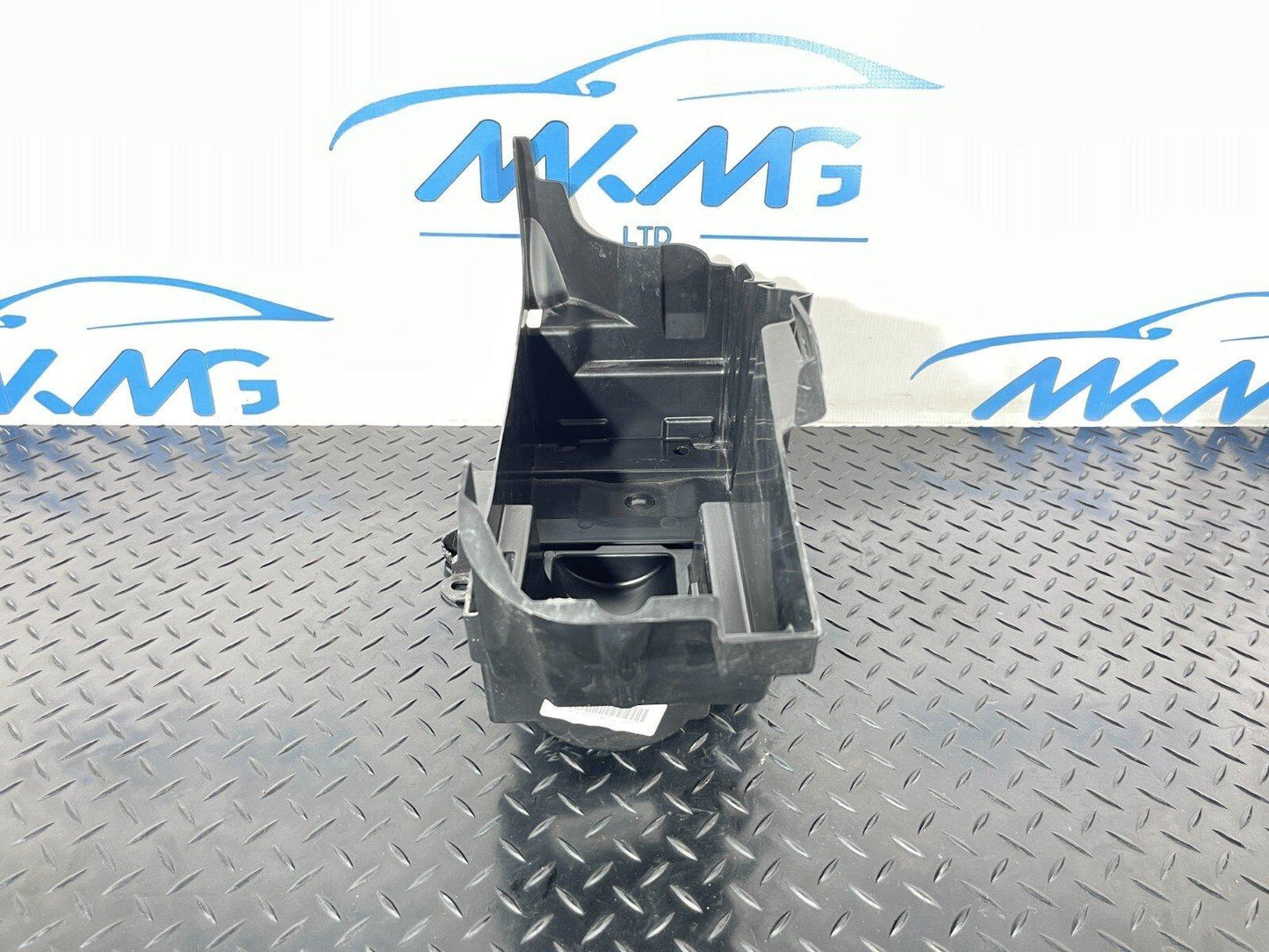 14-21 MERCEDES BENZ C350e W205 GLOVE COMPARTMENT A2058991614