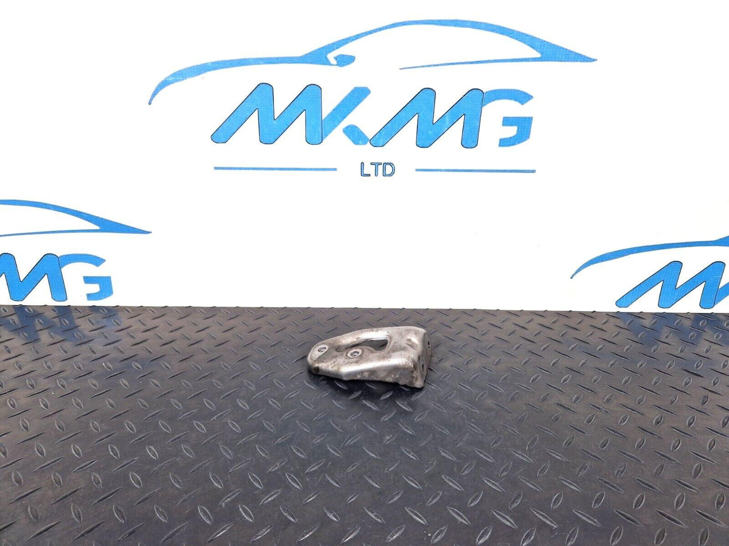 18-ON MERCEDES BENZ SPRINTER W907 AIR FILTER BRACKET MOUNT HOLDER A6510941341