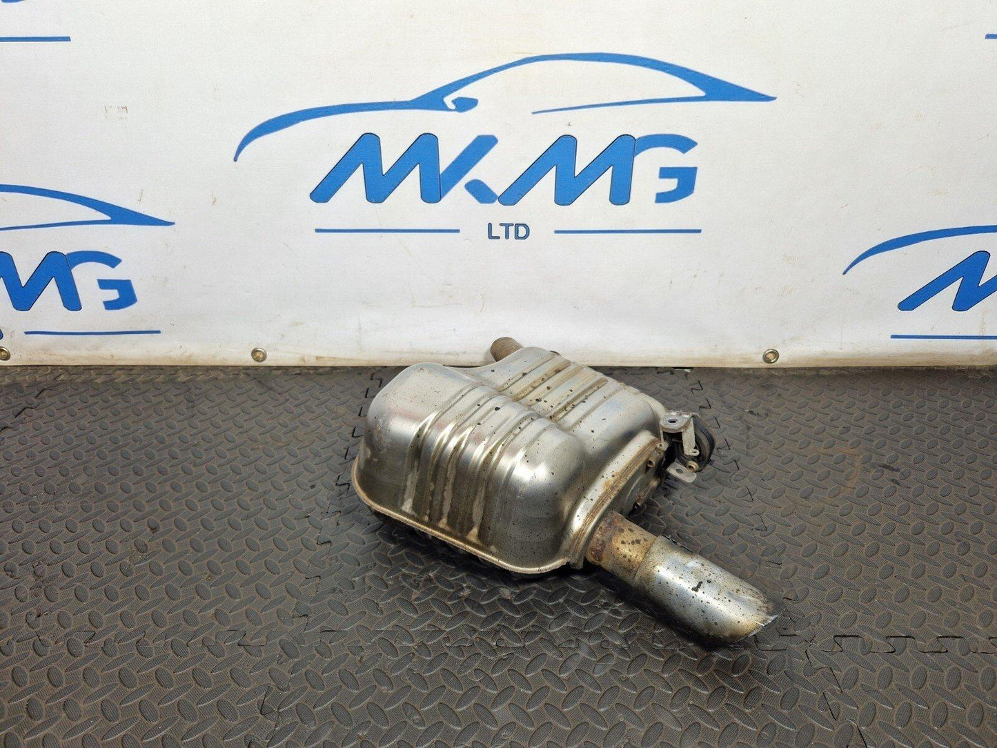 16-ON AUDI B9 REAR EXHAUST MUFFLER SILENCER 8K0253611K