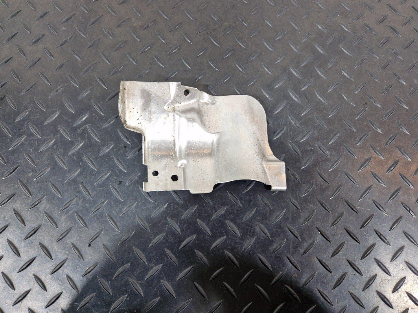 14-21 MERCEDES BENZ C220d W205 GENUINE OEM PROTECTIVE SHIELD PLATE A7252710600