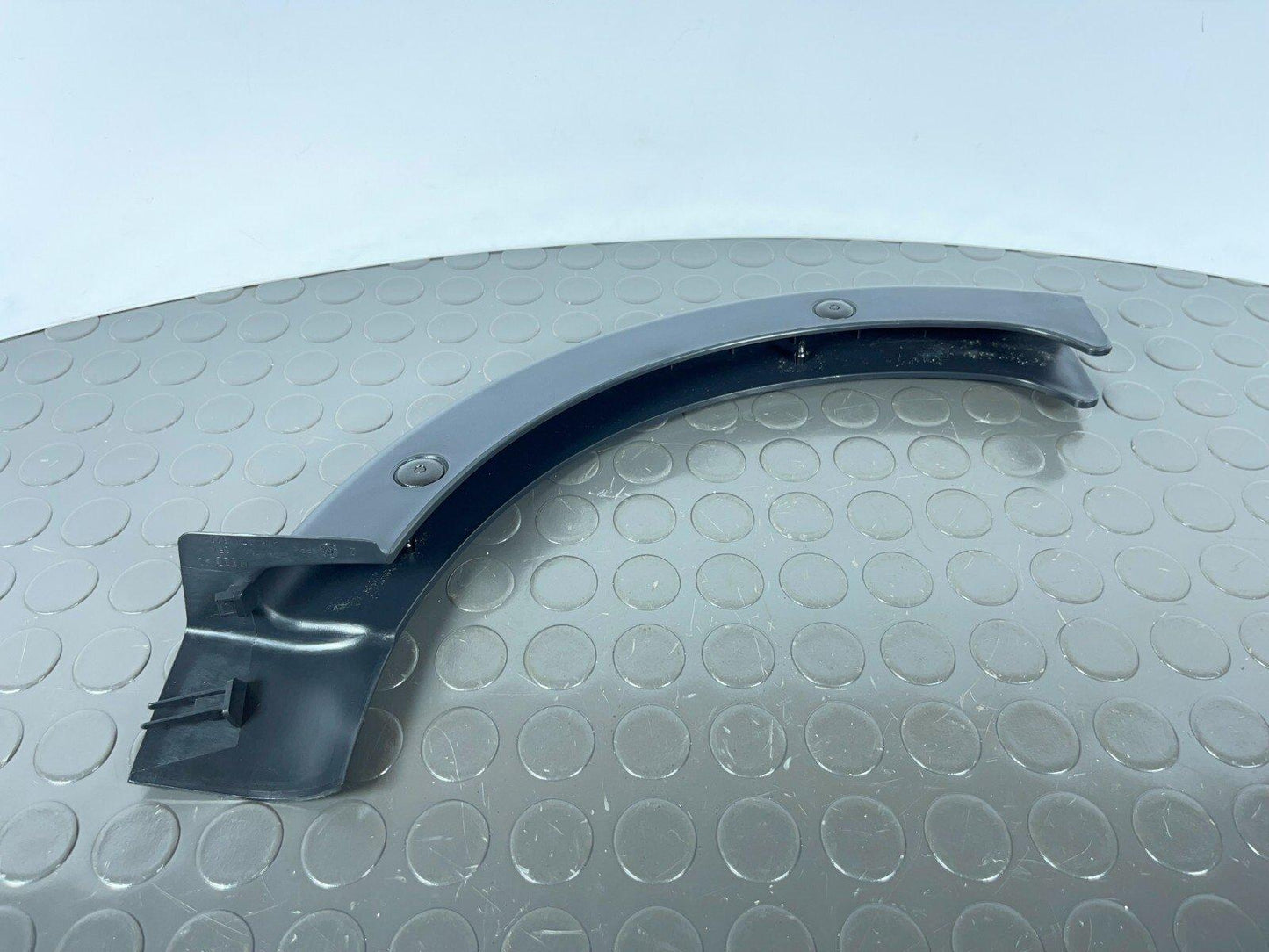 16-19 AUDI A4 B9 SALOON GENUINE BOOT LID RIGHT SIDE HINGE TRIM COVER 8W5971822