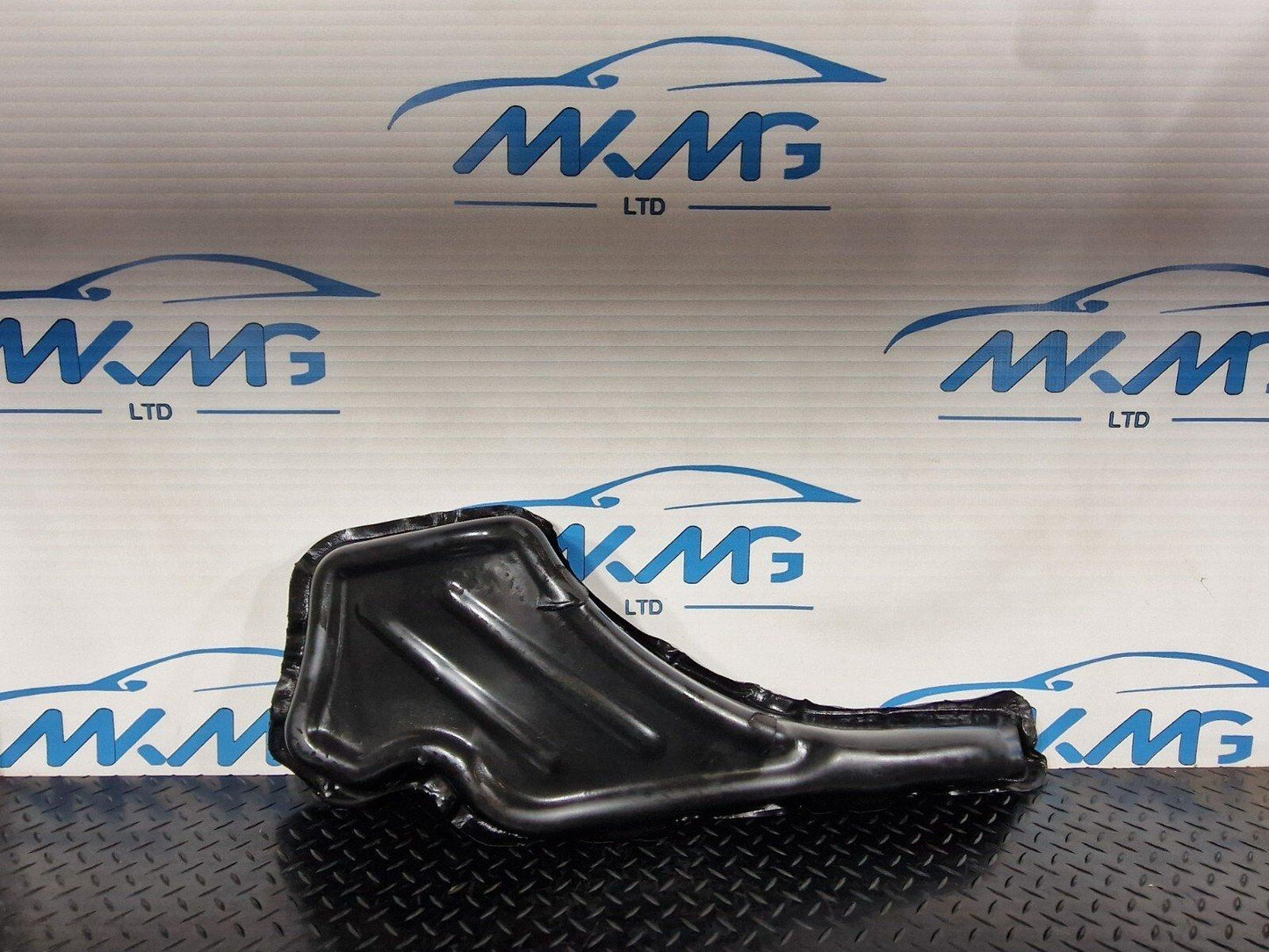 16-22 BMW X1 F48 DRIVER SIDE WING FENDER SOUND INSULATION 7398420
