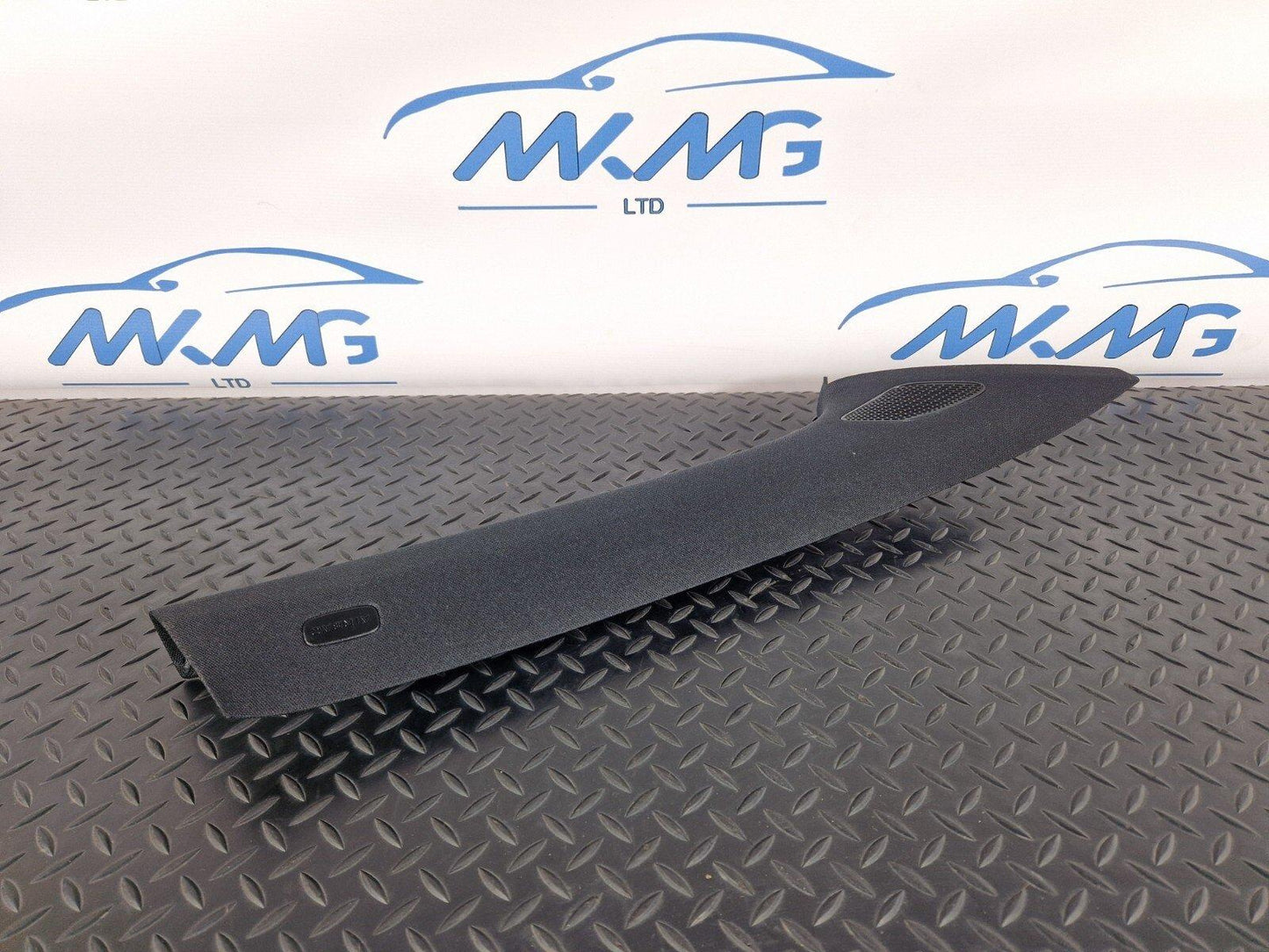 19-ON MERCEDES BENZ B CLASS W247 GENUINE A-PILLAR TRIM A2476900200