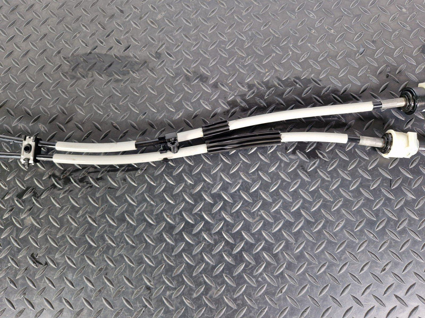 14-20 MERCEDES BENZ GLA 200 X156 GEAR SELECTOR CABLE LINKAGE A1763600373