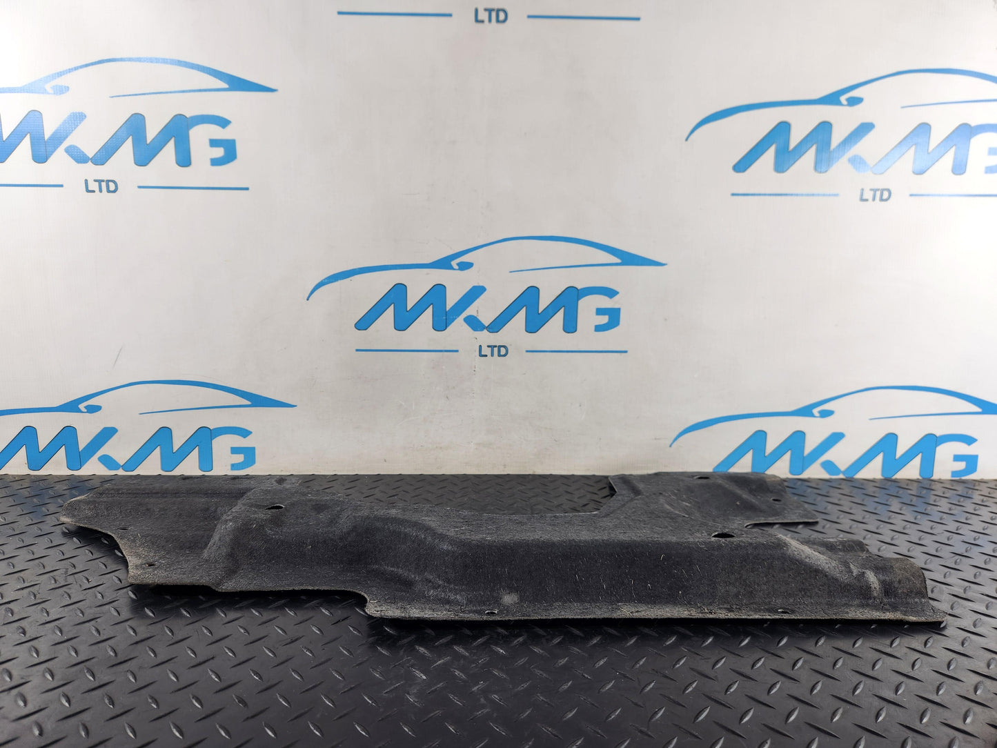 Audi Q7 4M Genuine Underbody Pan Cover Left Side 4M0825213F