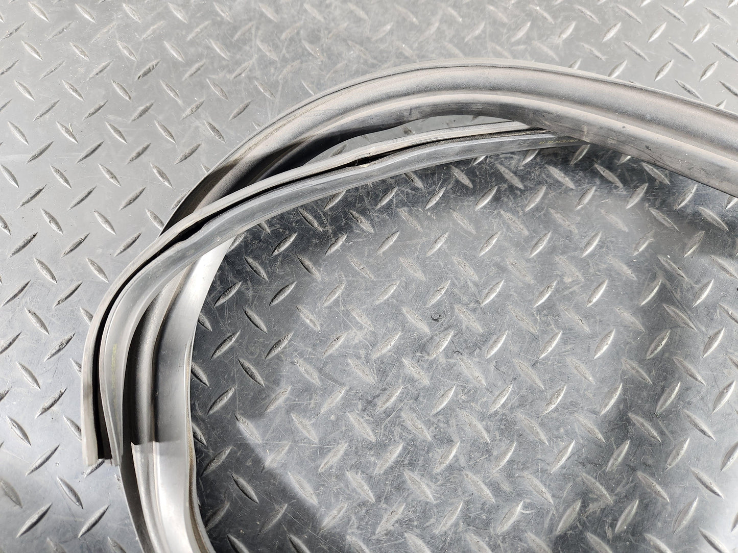 Mercedes-Benz Sprinter W907 Standard Cargo Van Bonnet Rubber Seal A9108870000