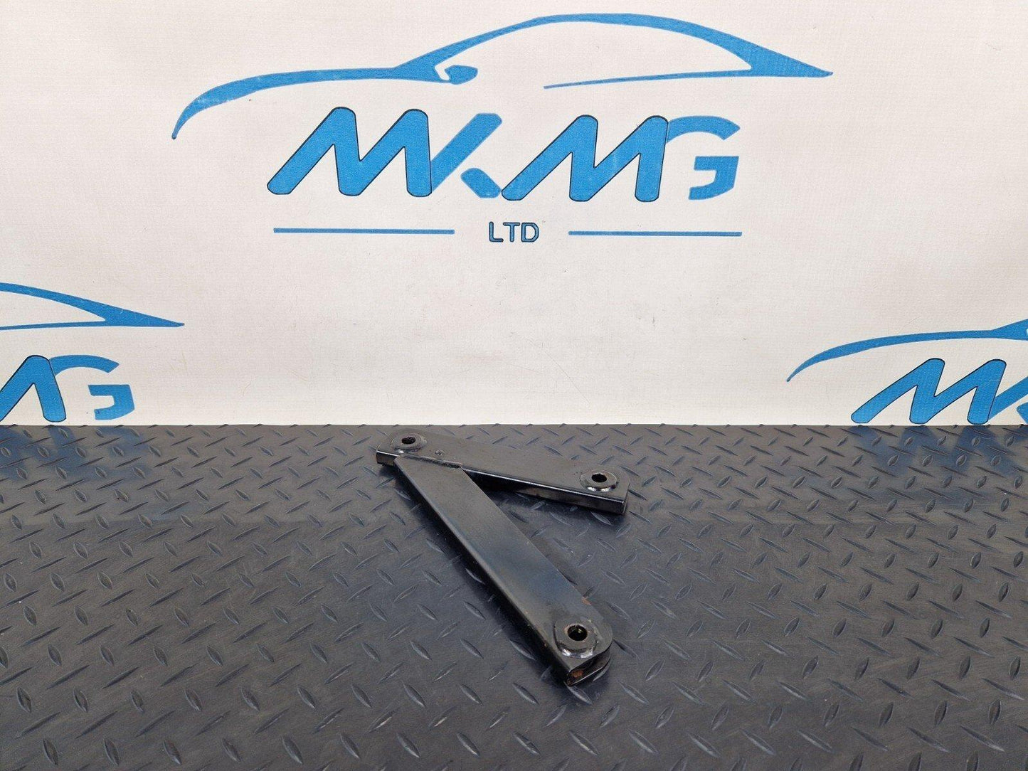 14-23 MERCEDES BENZ VITO W447 GENUINE FRONT AXLE CARRIER STRUT A4476200085