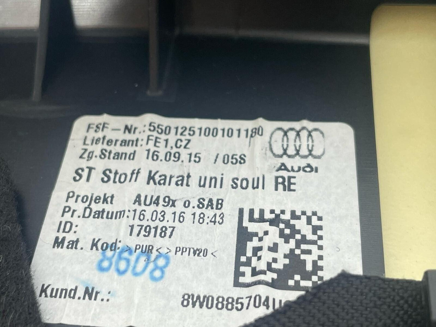 16-19 AUDI A4 B9 SALOON 1.4 TFSI REAR RIGHT DRIVER SIDE BOLSTER  8W0885704