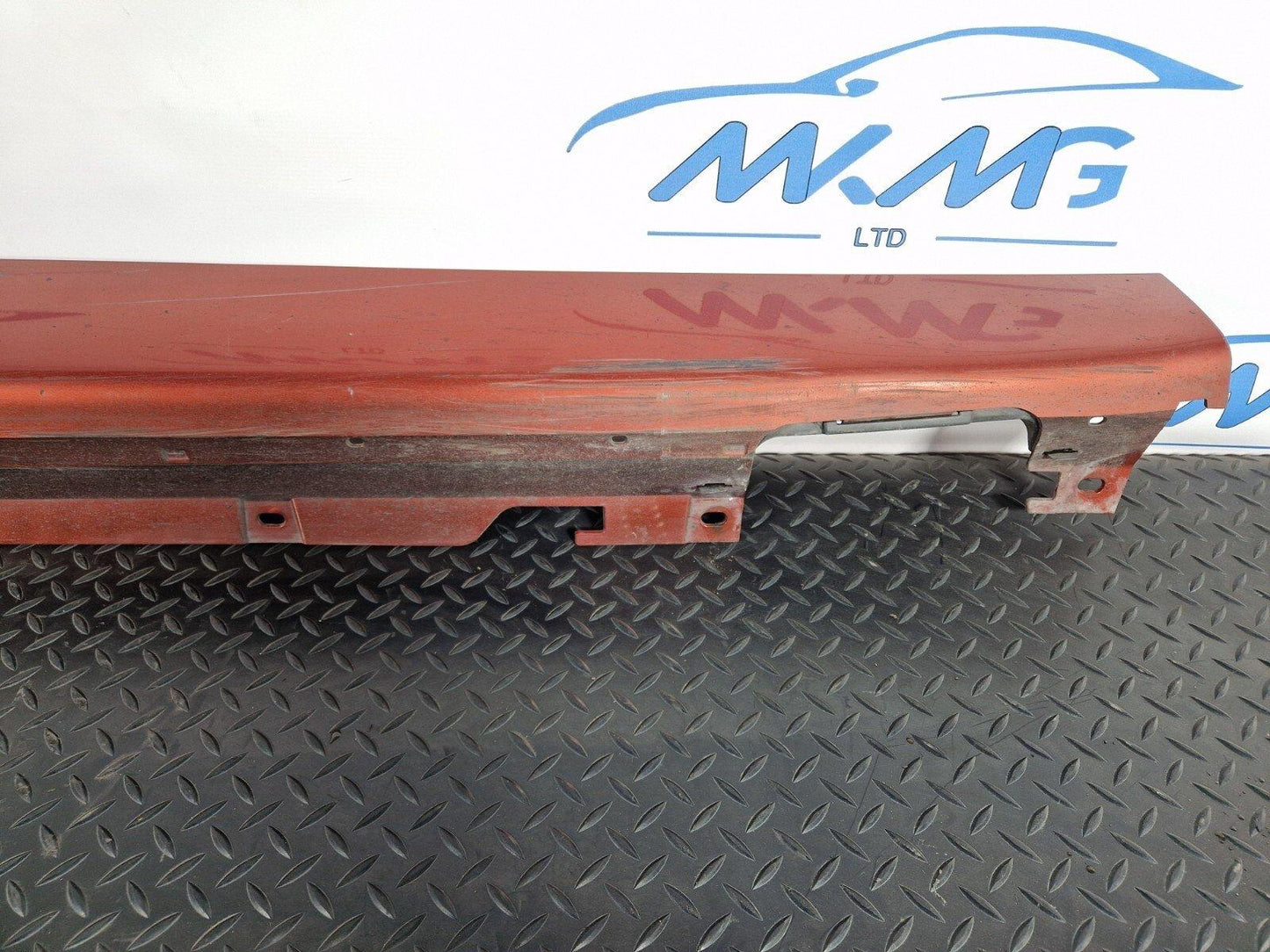 14-21 BMW 2 SERIES GRAN TOURER F45 F46 RIGHT SIDE SKIRT IN ORANGE C1X 7318852