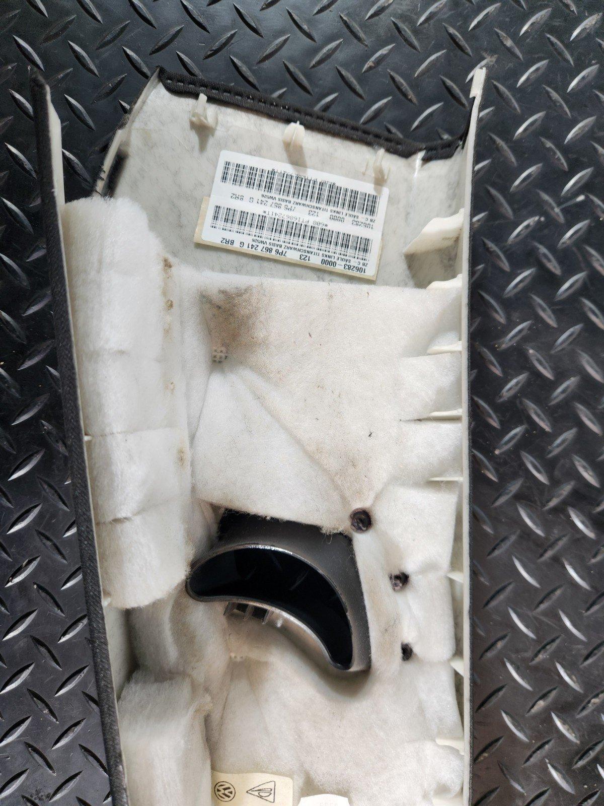 10-18 VW TOUAREG 7P REAR LEFT N/S C PILLAR TRIM 7P6867241G